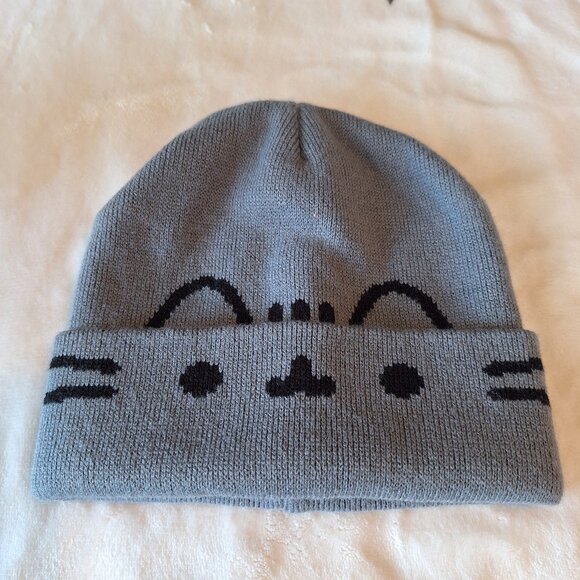 Pusheen Accessories - Pusheen Box 2023 Exclusive Cat Cuff‎ Knit Beanie Gray One Size Culturefly Kitty